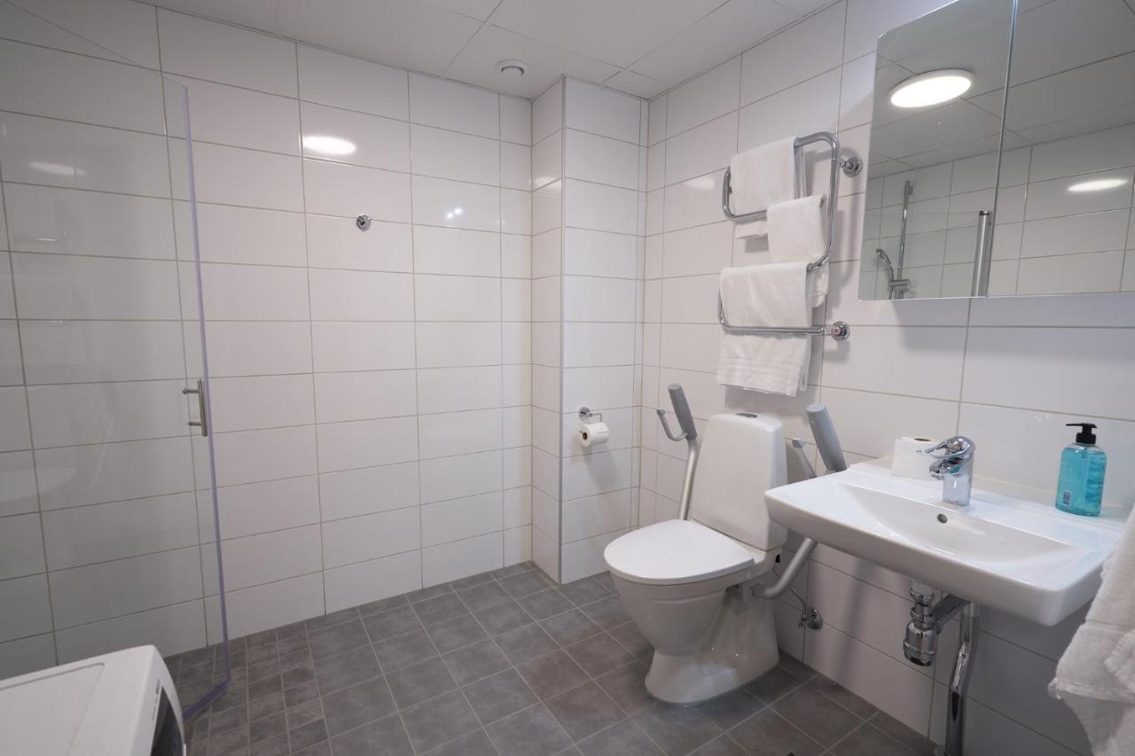 Ekebyhov Hotell Ekero Ngoại thất bức ảnh
